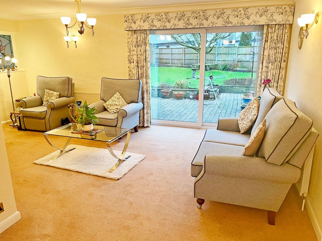 Property photo 3 of 21