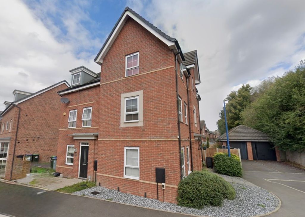 Property photo 1 of 21