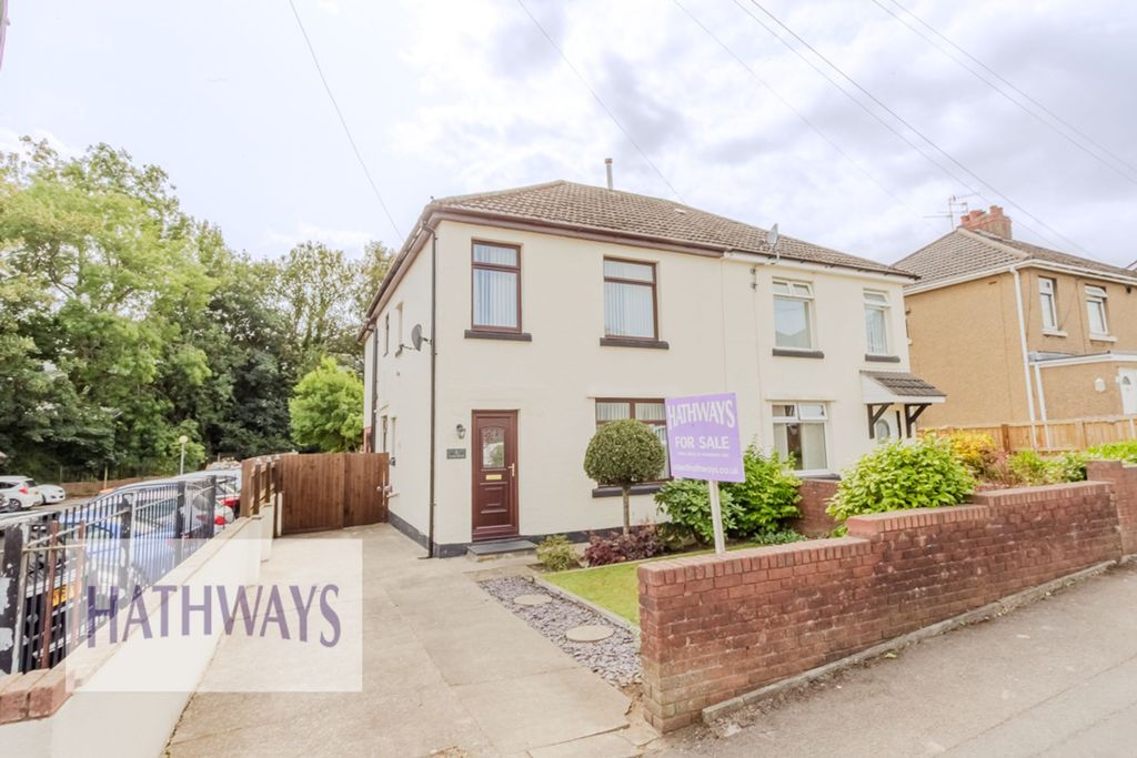 Property photo 3 of 44