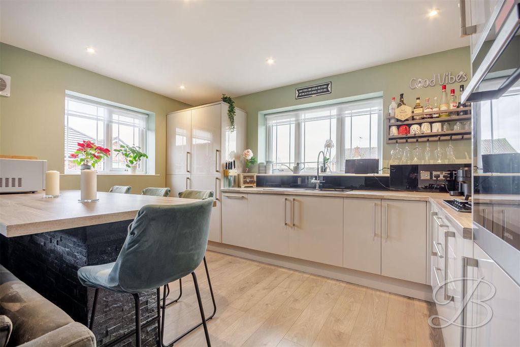 Property photo 2 of 24 Ccltd-7.Jpg