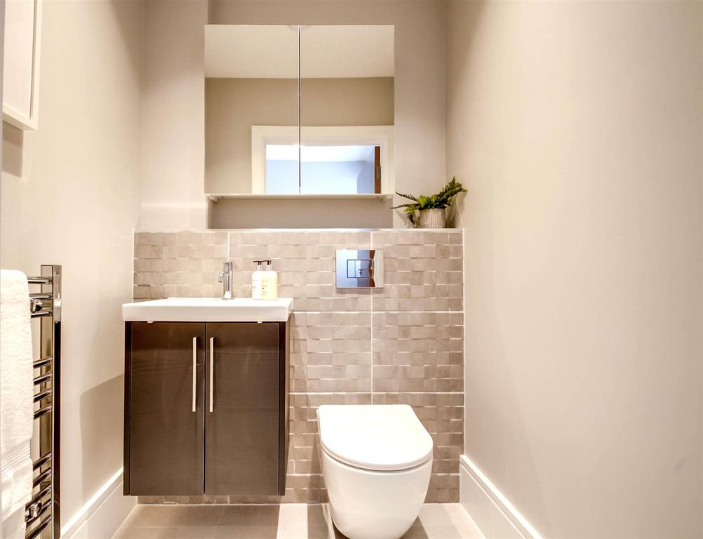 Property photo 3 of 20