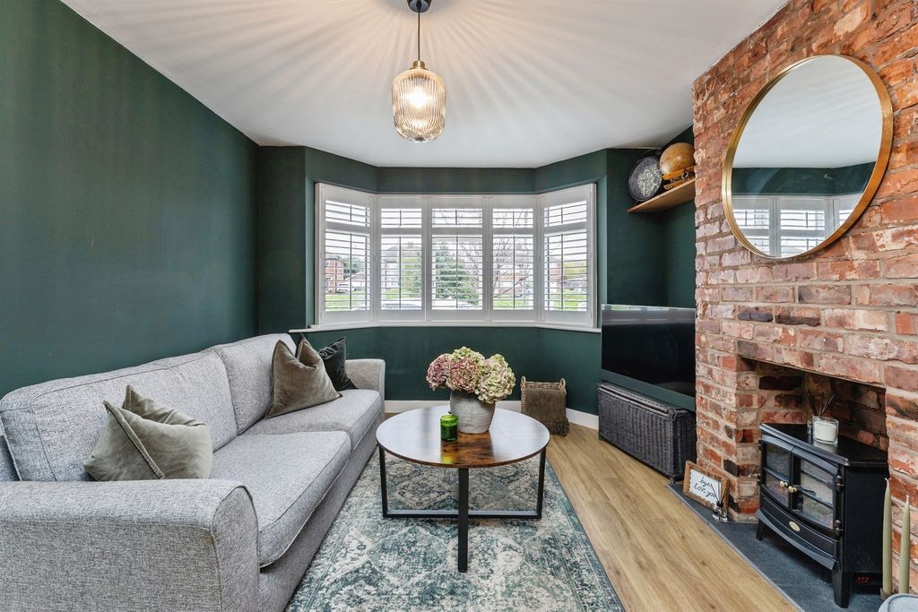 Property photo 3 of 20