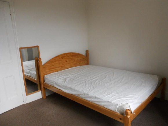 Property photo 2 of 10 Bedroom