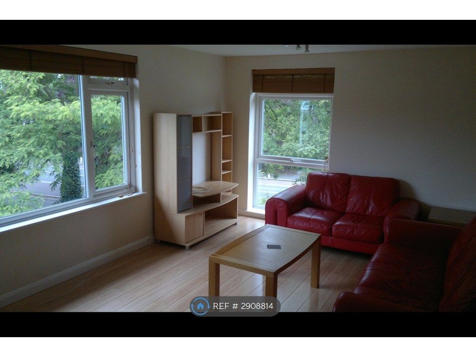 Property photo 1 of 6 Living Room