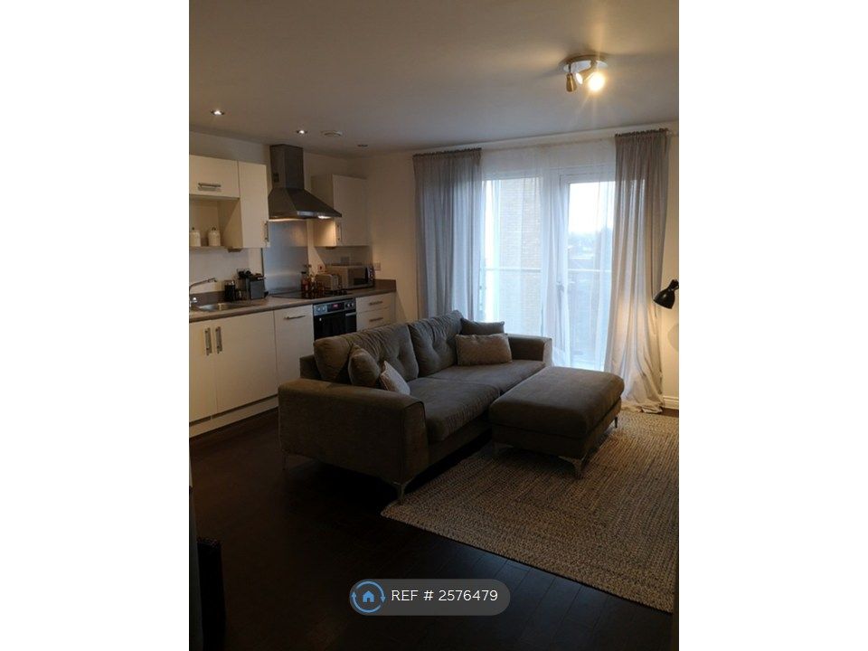 Property photo 2 of 8