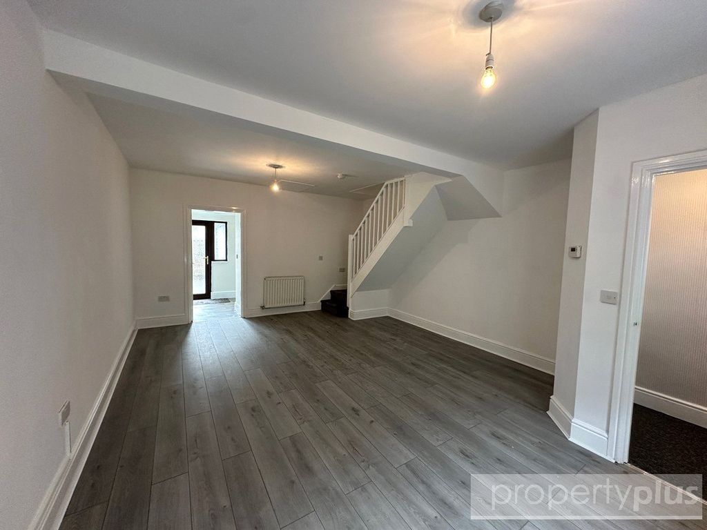 Property photo 2 of 13 Picture No. 07