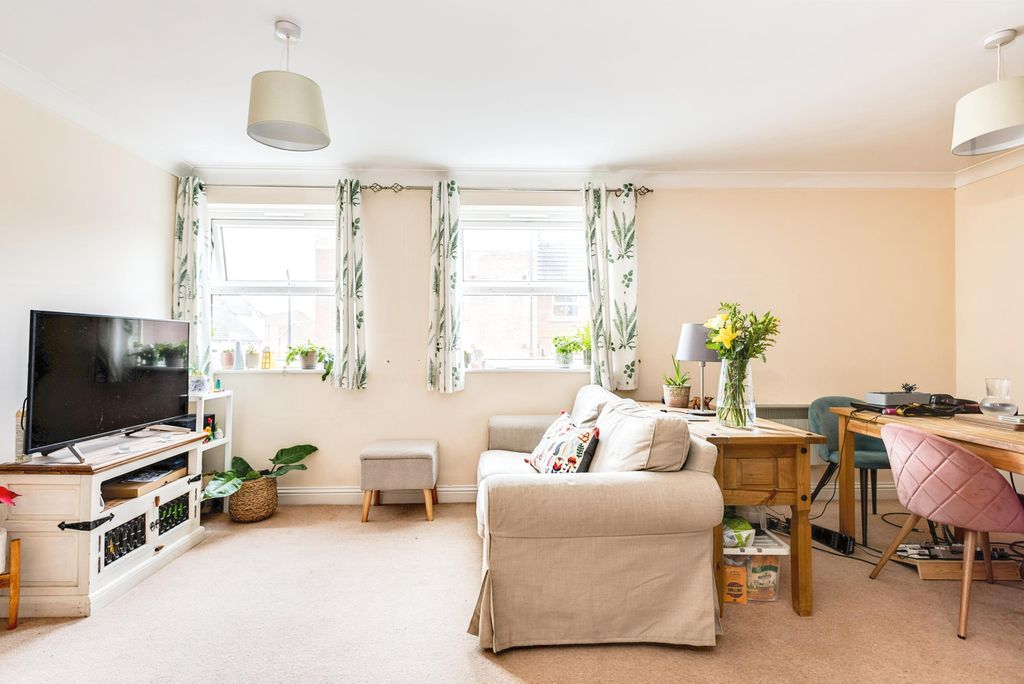 Property photo 1 of 14 Photography