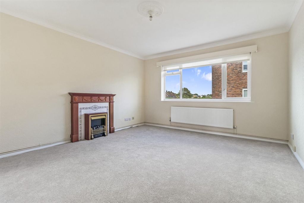Property photo 2 of 14 Marlborough House, 2_011.Jpg