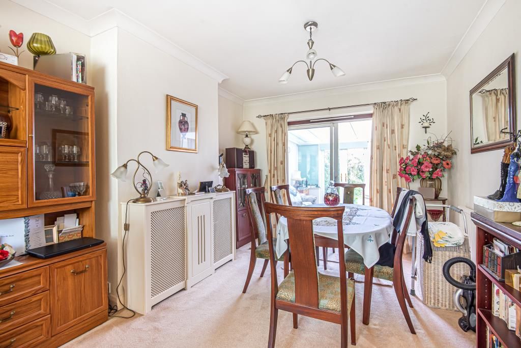 Property photo 3 of 10 Dining Area