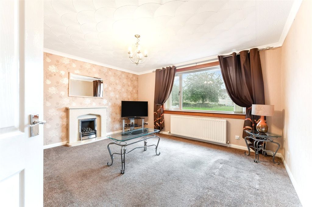 Property photo 2 of 14 Picture No. 04