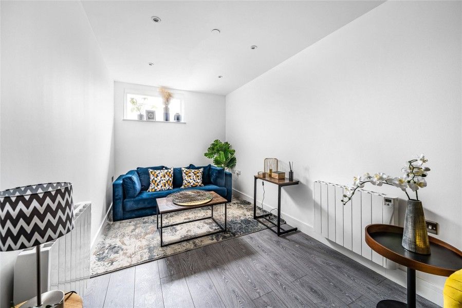 Property photo 1 of 4