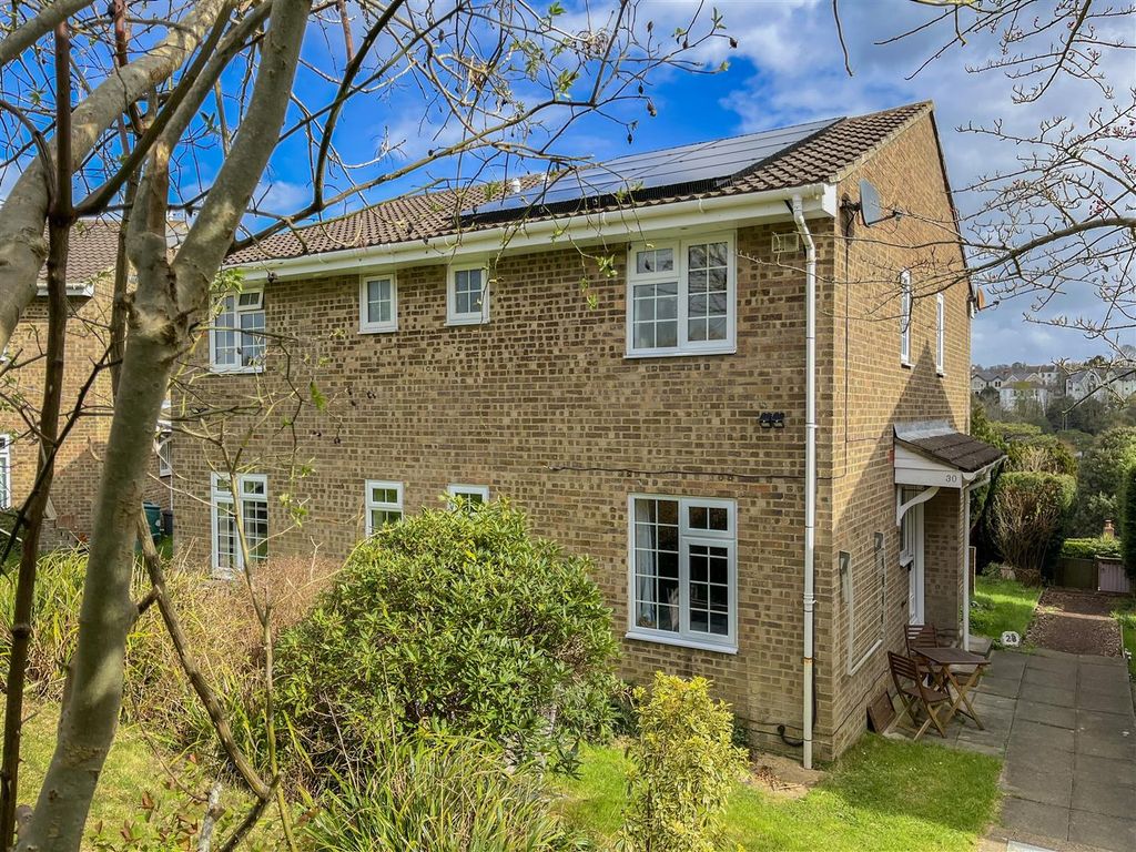 Property photo 1 of 21