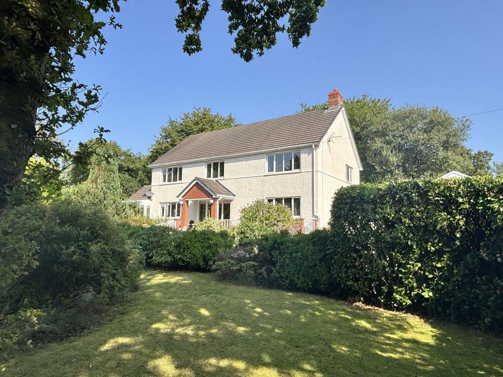 Property photo 1 of 37