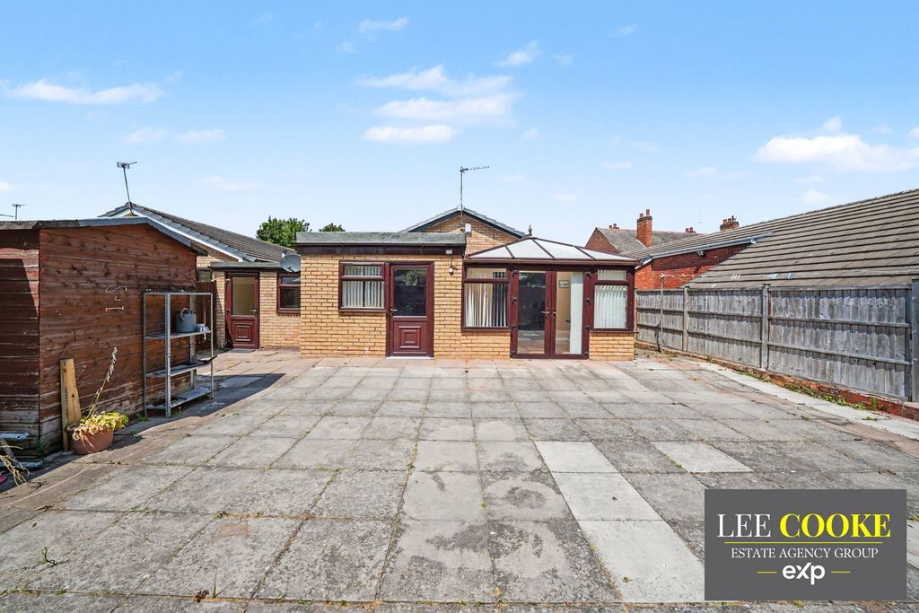 Property photo 3 of 33