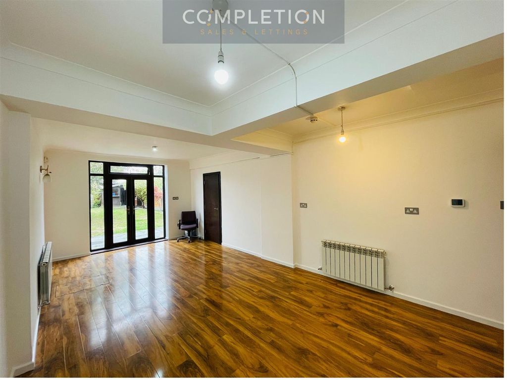 Property photo 2 of 18 12.Jpg