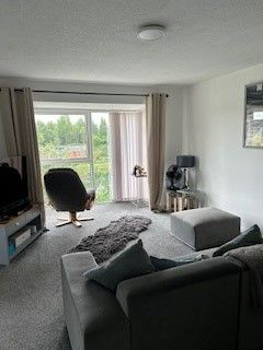 Property photo 3 of 8 Living Area
