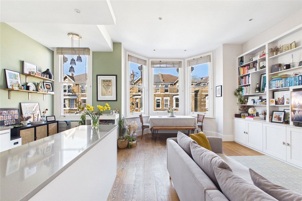 Property photo 2 of 15 Picture No. 06