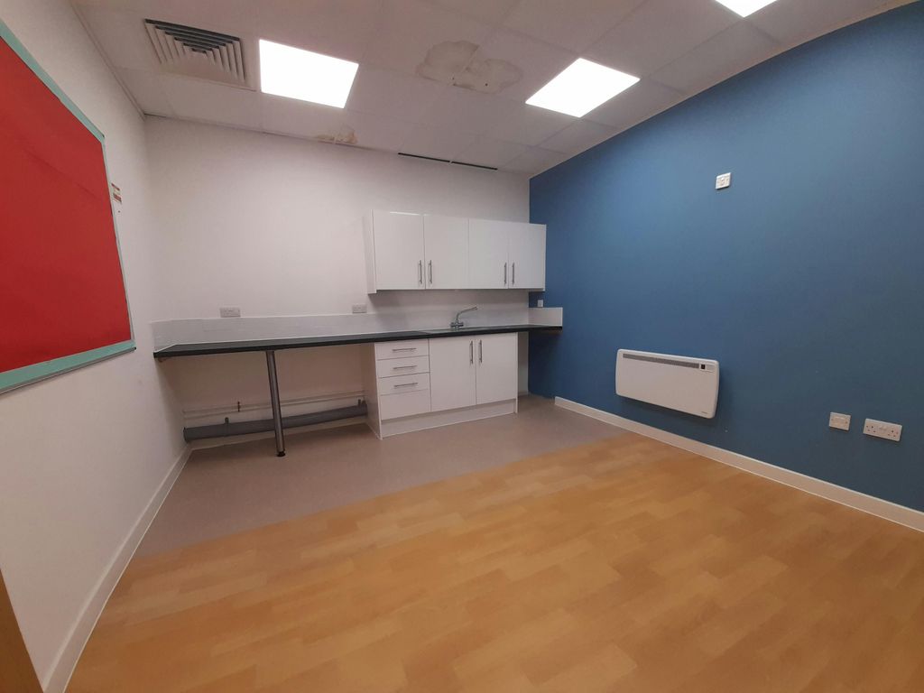 Property photo 3 of 5 20251107_1045111.Jpg