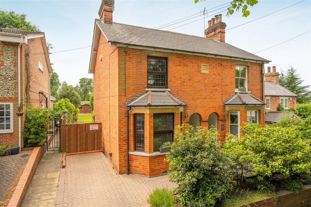 Property photo 1 of 10