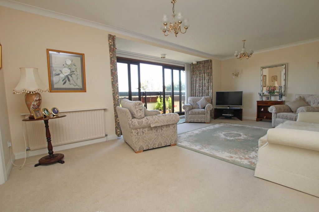 Additional image 11 of 3 bed penthouse for saleGrassington Road, Eastbourne BN20