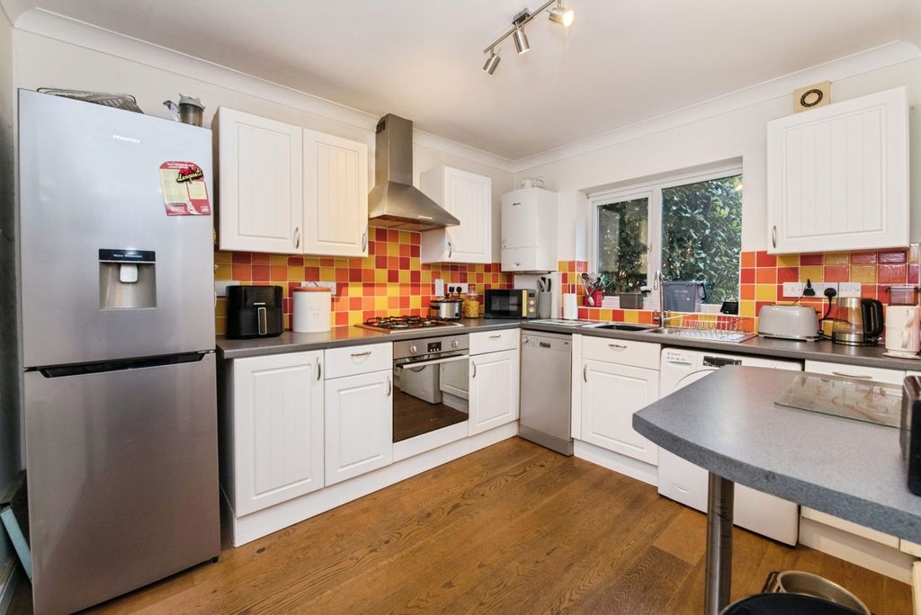 Property photo 2 of 19 Pbox-Img.Jpg