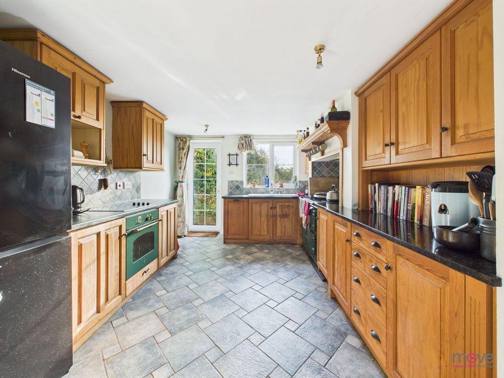 Property photo 3 of 22