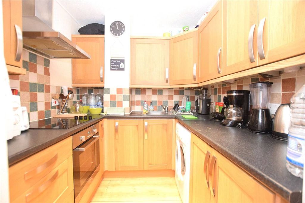 Property photo 1 of 5