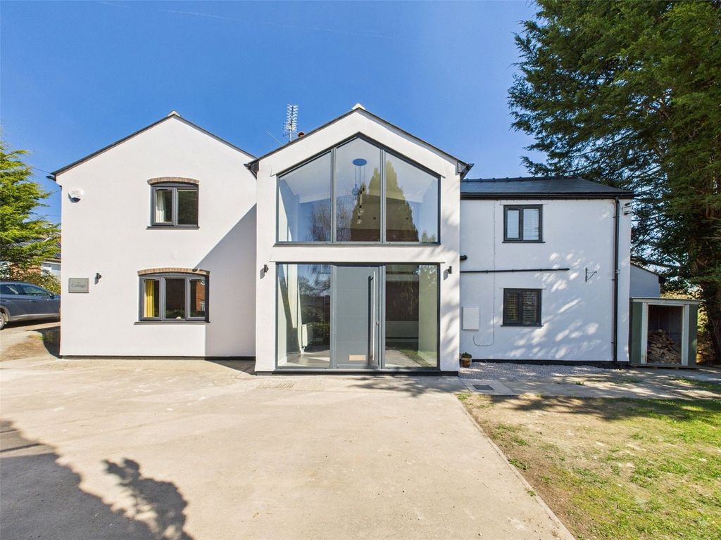 Property photo 1 of 29 Picture No. 06