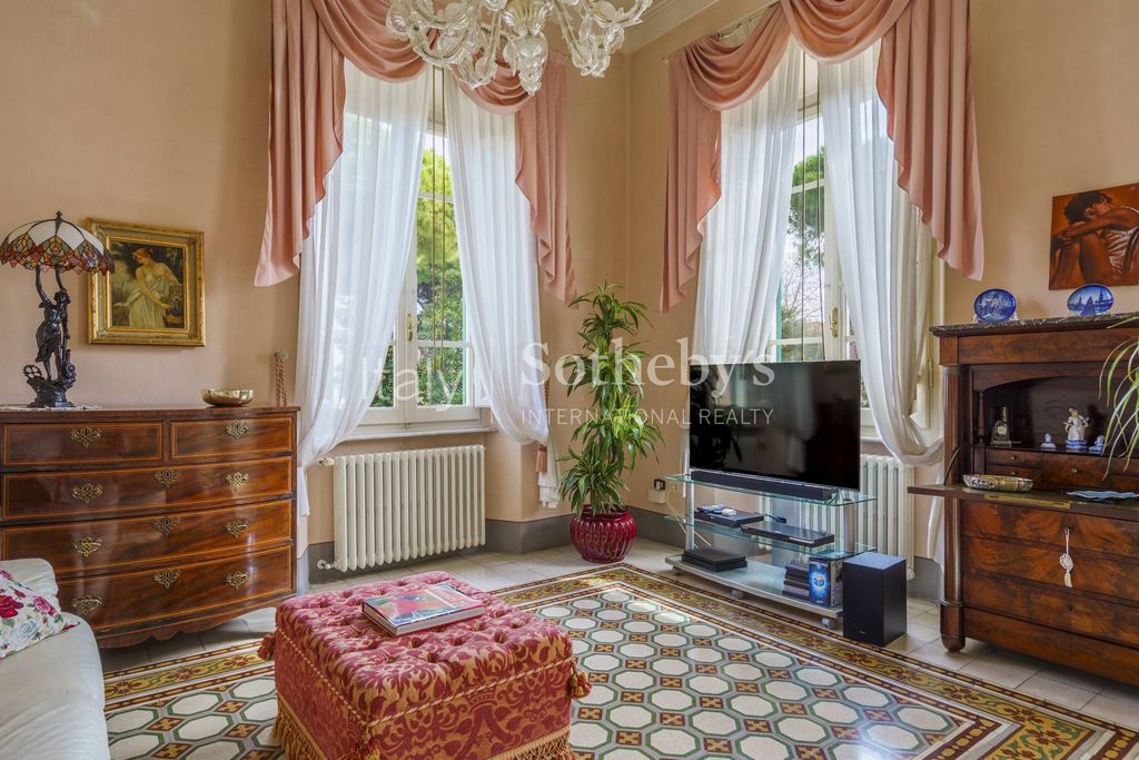 Property photo 3 of 23