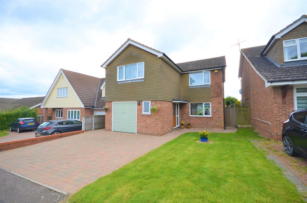 Property photo 1 of 35 Photo 01