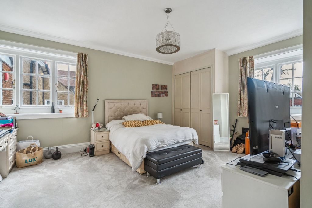 Additional image 16 of 5 bed detached house for saleElm Park Road, Pinner HA5