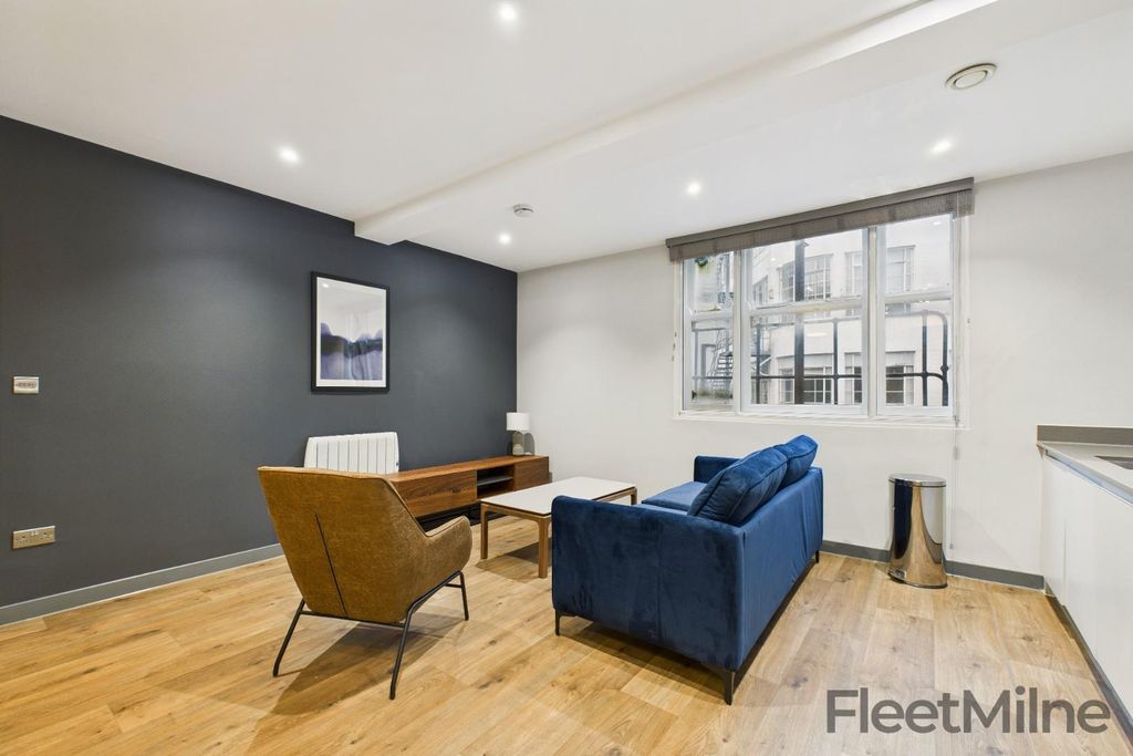 Property photo 2 of 16 Lounge/Diner