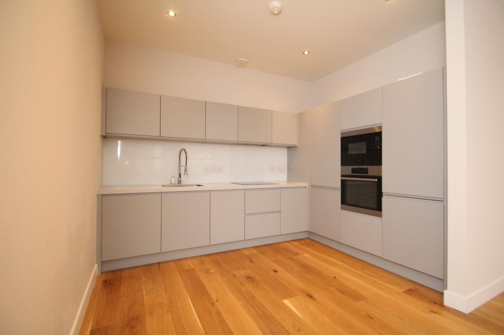 Property photo 3 of 9 0 General