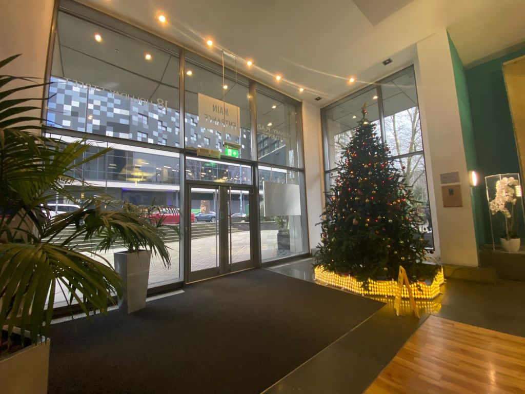 Property photo 2 of 32