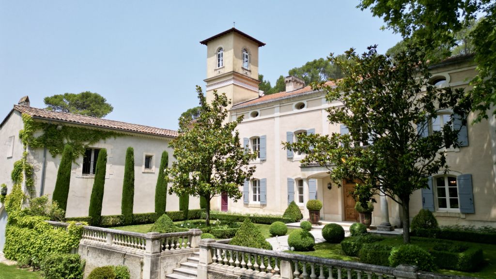 Property photo 2 of 16