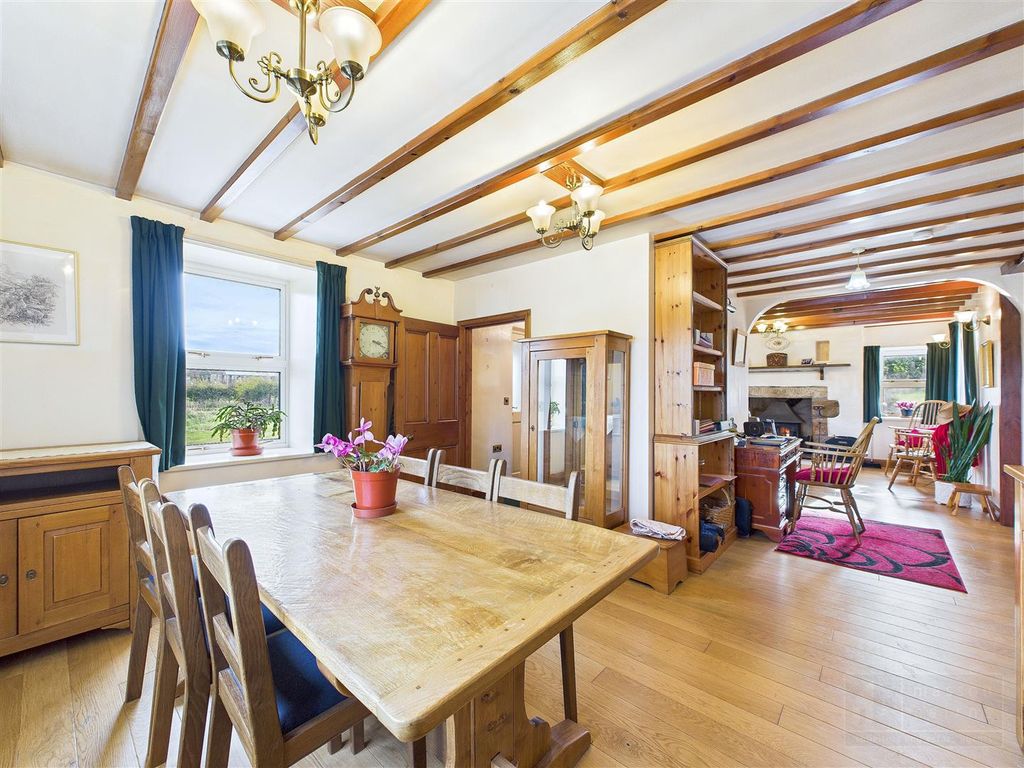 Property photo 2 of 25 Dining Area