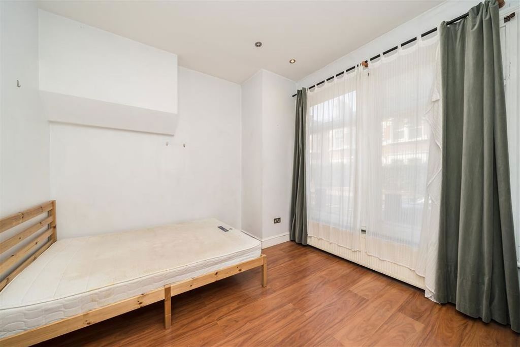 Property photo 3 of 7