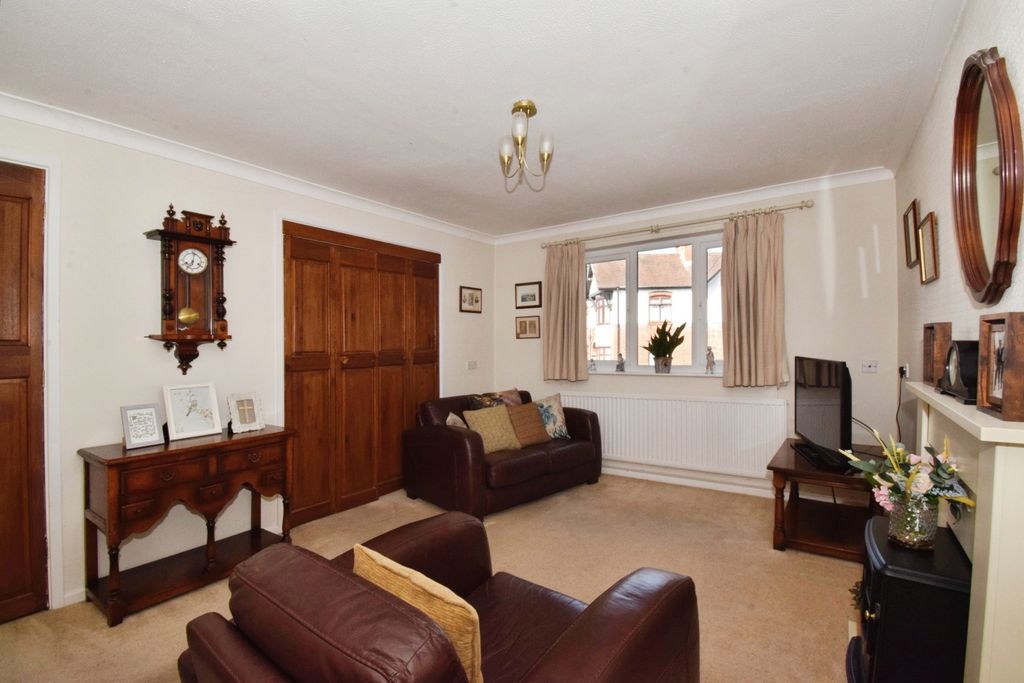 Property photo 3 of 14 Pbox-Img.Jpg