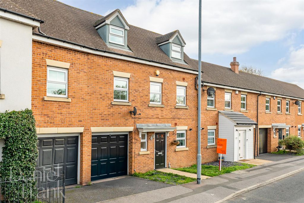 Property photo 1 of 24 External.Jpg