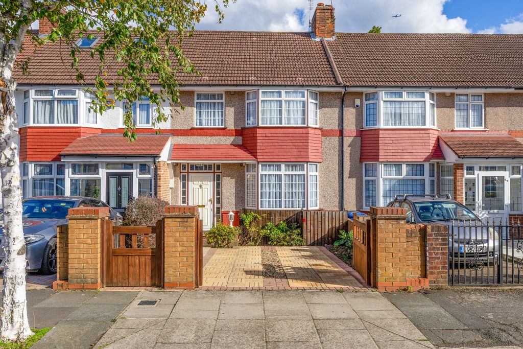 Property photo 1 of 16