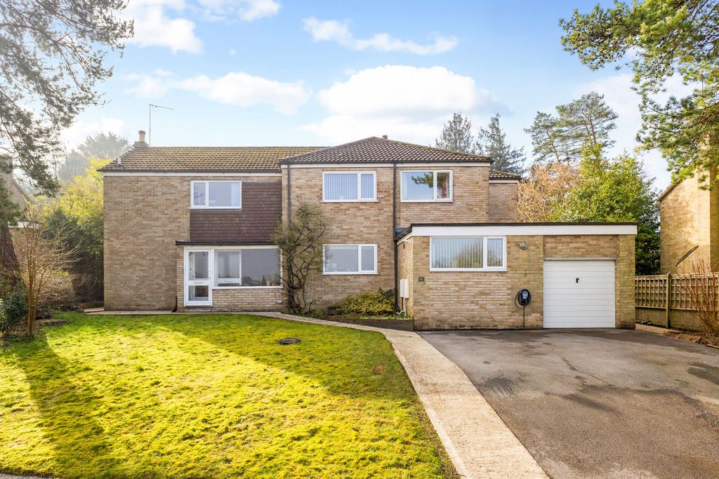 Property photo 1 of 18