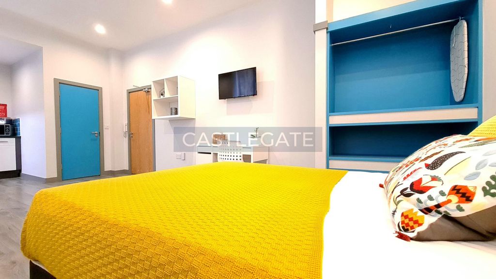 Property photo 1 of 15 Room 34, The Works At Standard House (6)