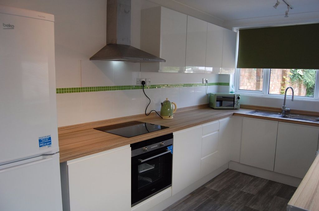 Property photo 3 of 21