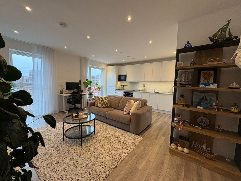 Property photo 3 of 9