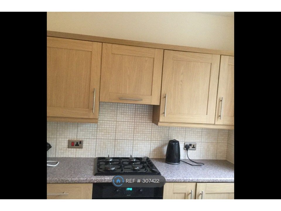 Property photo 2 of 13 Kitchen