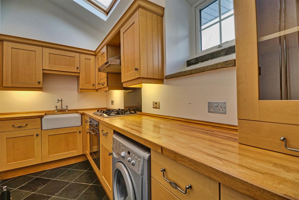 Property photo 3 of 6 0 General