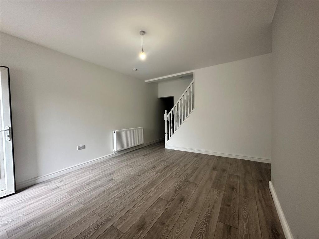 Property photo 1 of 7 1.Jpg
