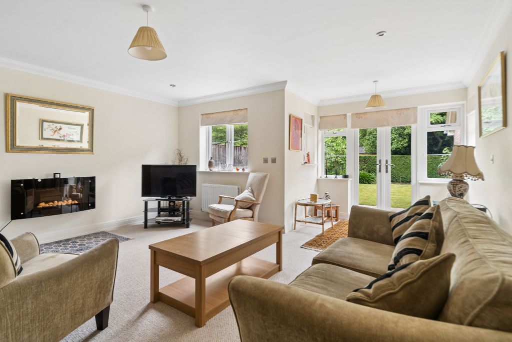 Property photo 2 of 12