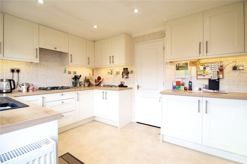 Property photo 2 of 24 Picture No. 26