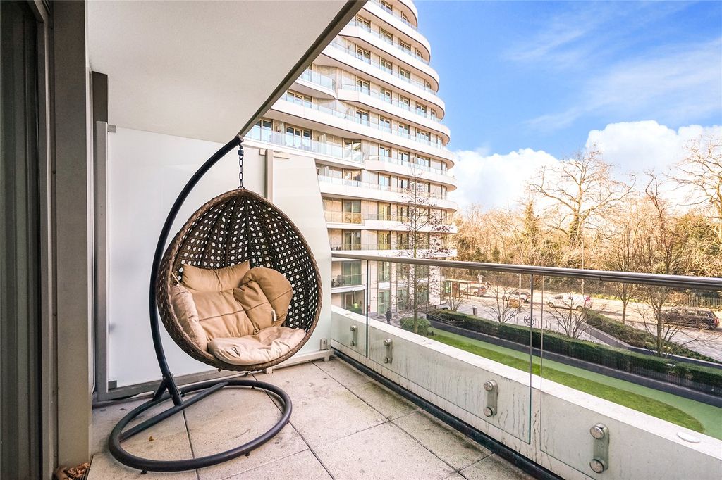 Property photo 2 of 9 Picture No. 38